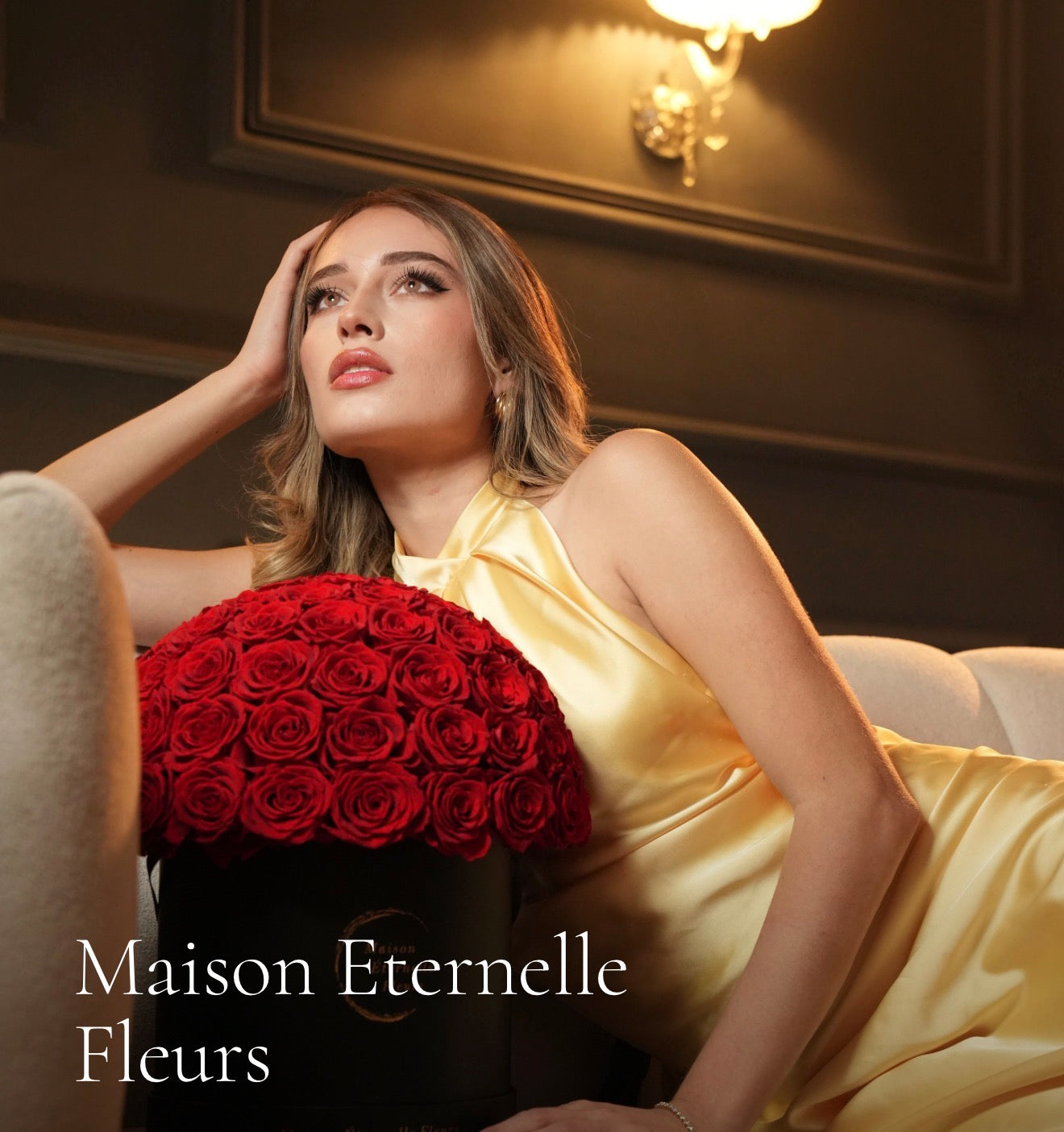 MAISON ÉTERNELLE FLEURS ROJO 100 roses